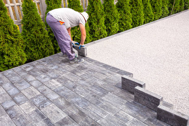 Best Residential Driveway Paver Services  in Saranac, MI